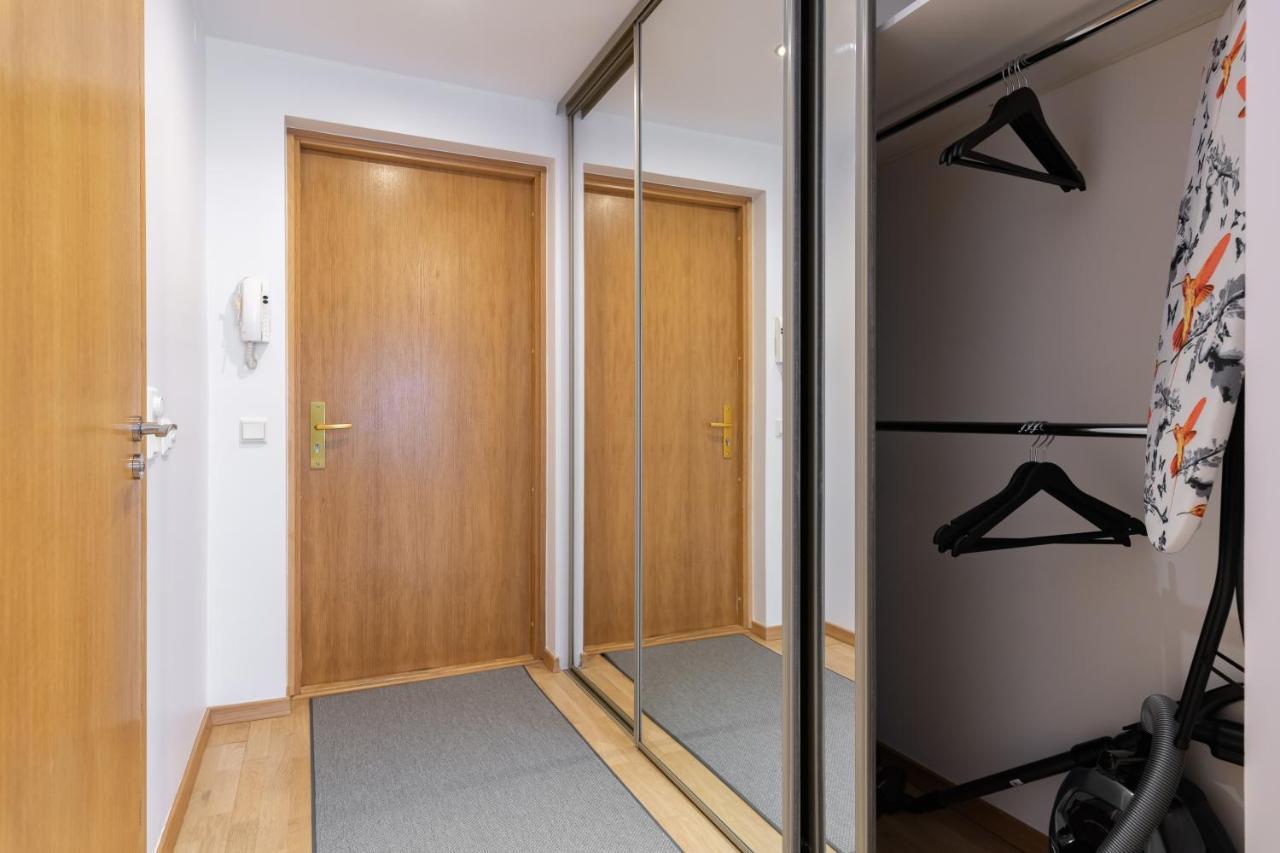 Cozy Foorum Apartment - Tallinn City Centre Exteriör bild